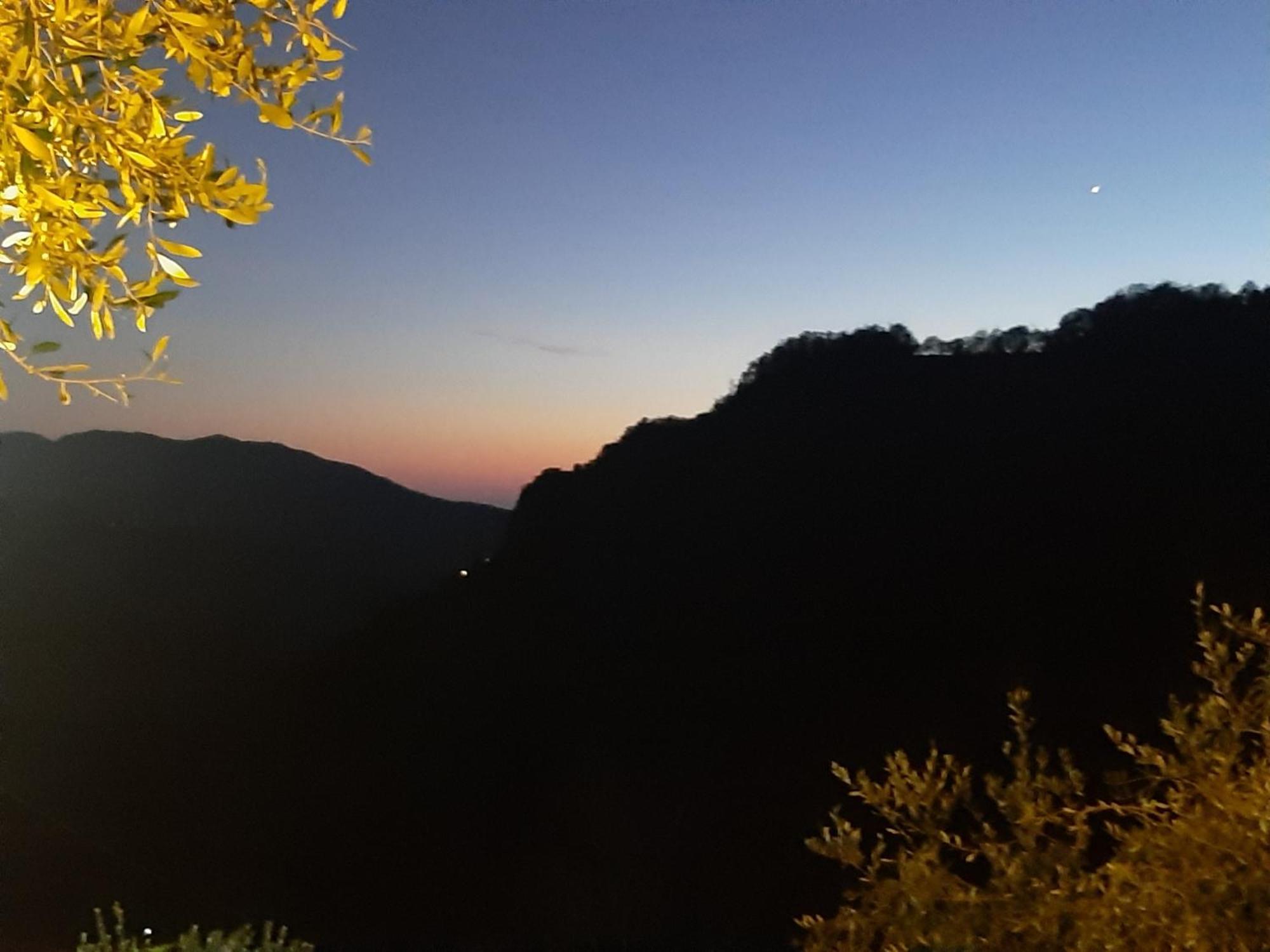 La Casa Di Amelia Villa Borzonasca ภายนอก รูปภาพ